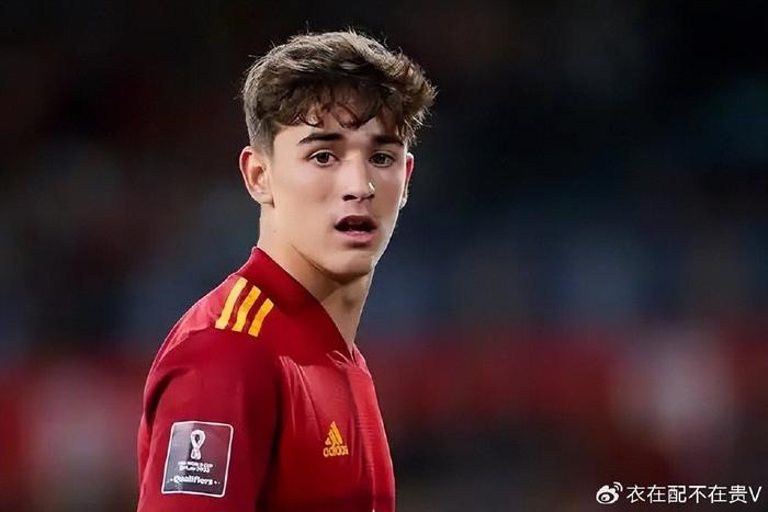 华体会官方入口-加维一受伤，很可能改变巴萨策略，弃儿就要变宠儿