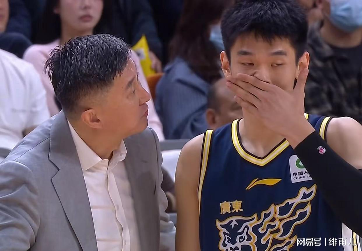 华体会官方入口-三大国手“逼宫”杜锋？广东主场惨败辽宁男篮，宏远老板提前离场