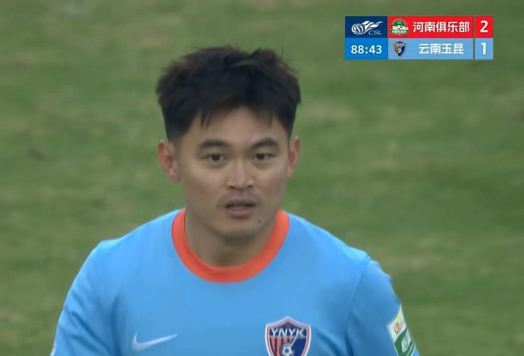 华体会官方入口-河南锋无力隐现?5次得分机会浪费4次,姆布拉中超首球仍差强人意